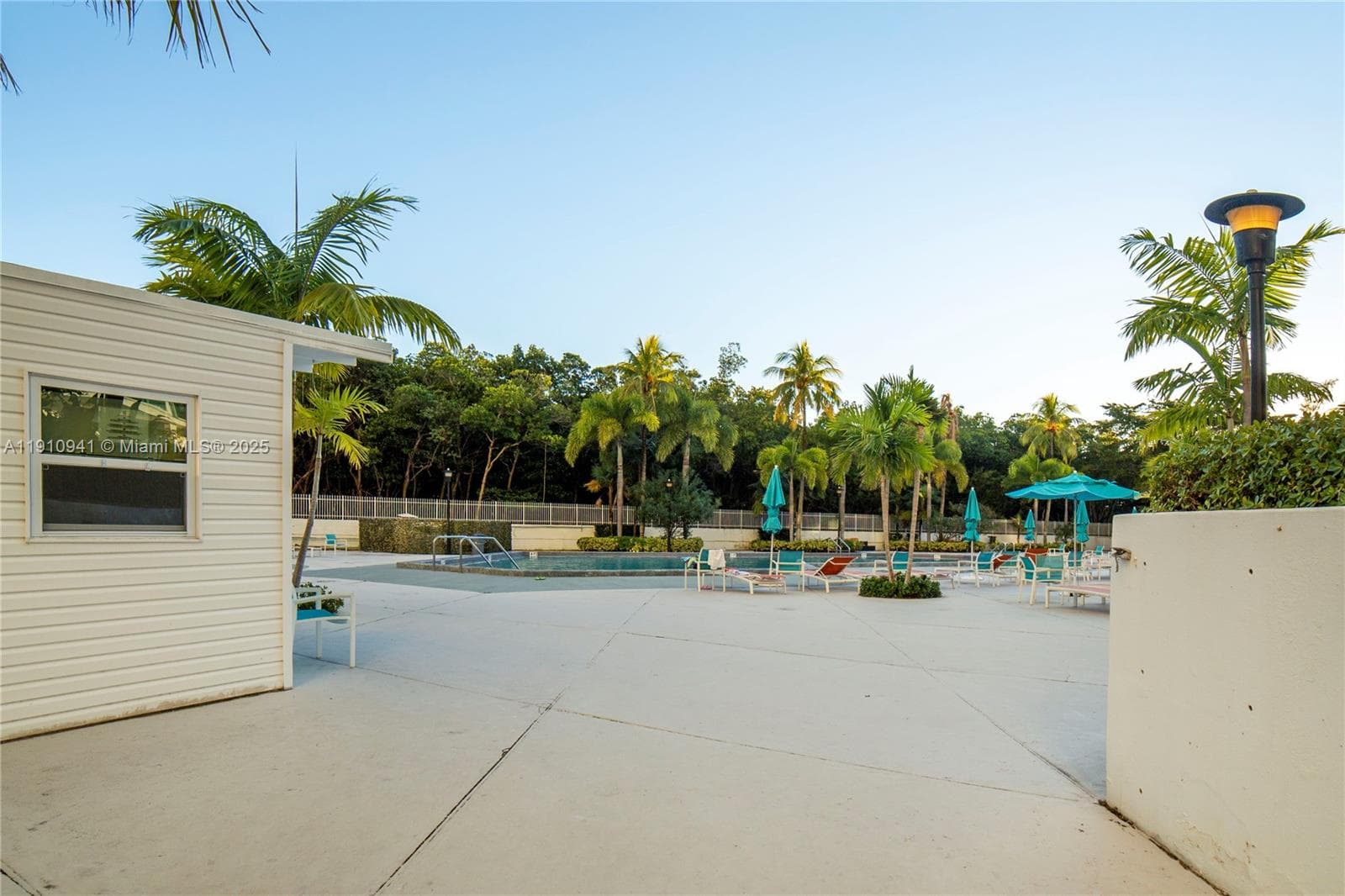 ARLEN HOUSE EAST CONDO · #325 in Sunny Isles Beach - Photo 68