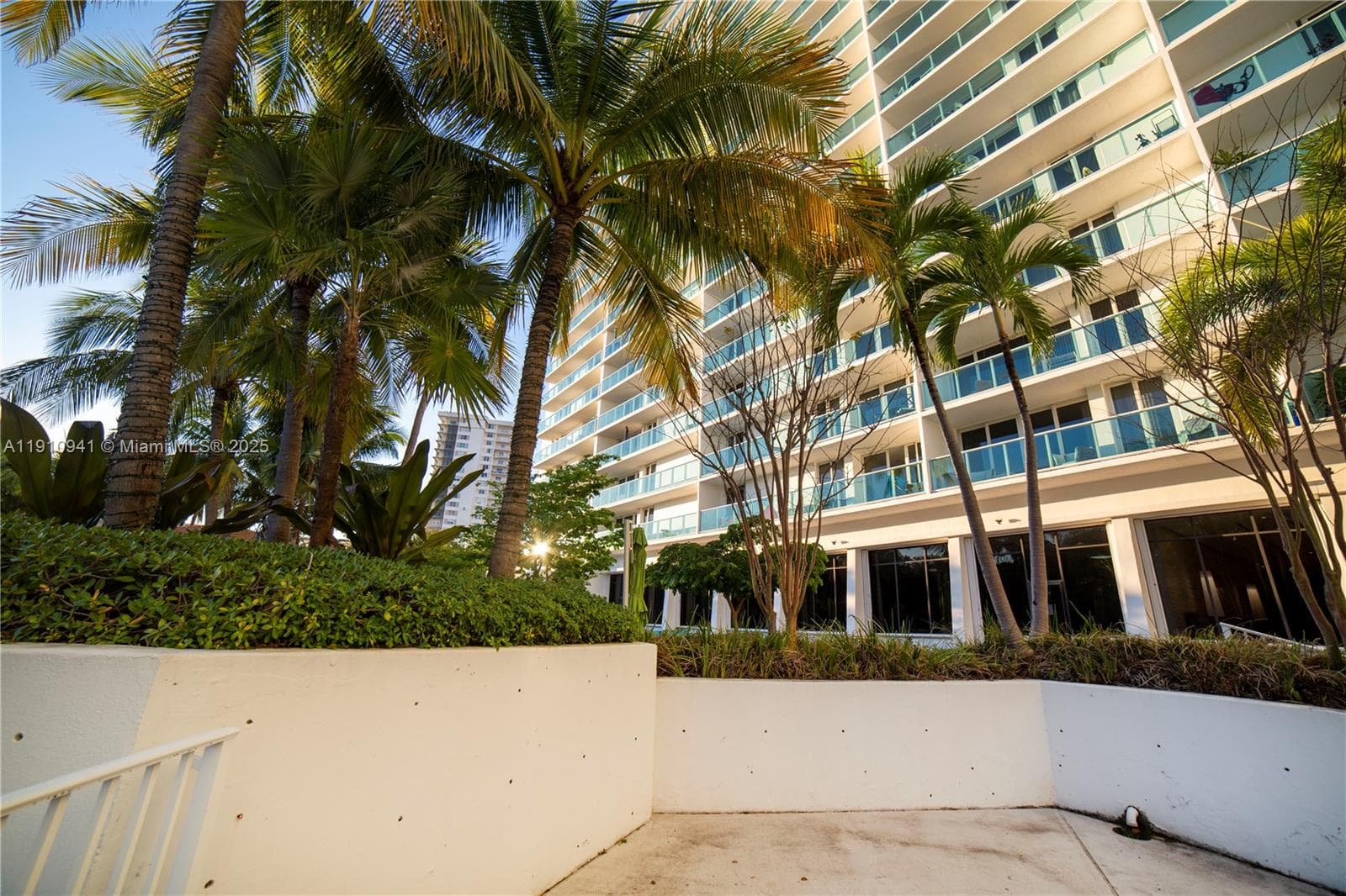 ARLEN HOUSE EAST CONDO · #325 in Sunny Isles Beach - Photo 64