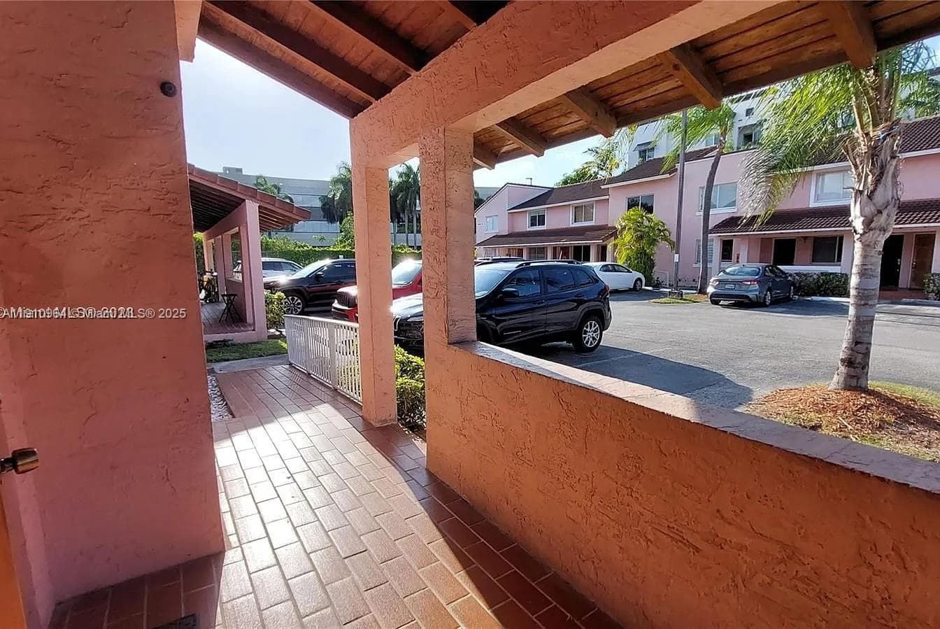 DORAL COURT CONDO · #102 in Doral - Photo 5