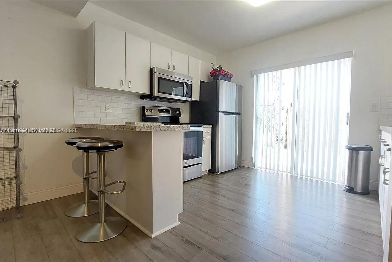 DORAL COURT CONDO · #102 in Doral - Photo 10