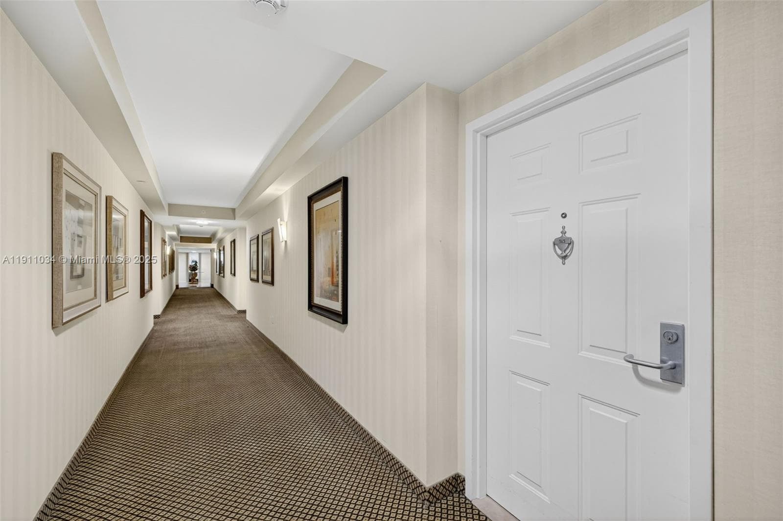 TURNBERRY ON THE GREEN CO · #313 in Aventura - Photo 12