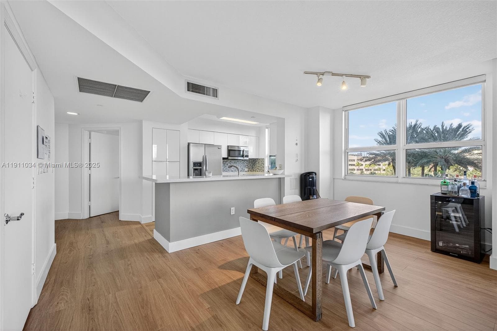 TURNBERRY ON THE GREEN CO · #313 in Aventura - Photo 20