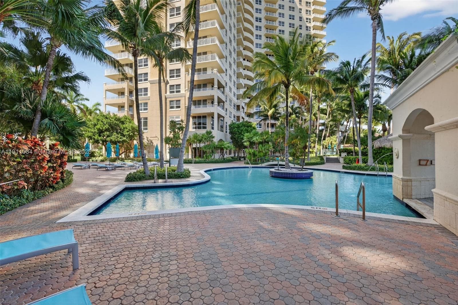 TURNBERRY ON THE GREEN CO · #313 in Aventura - Photo 65