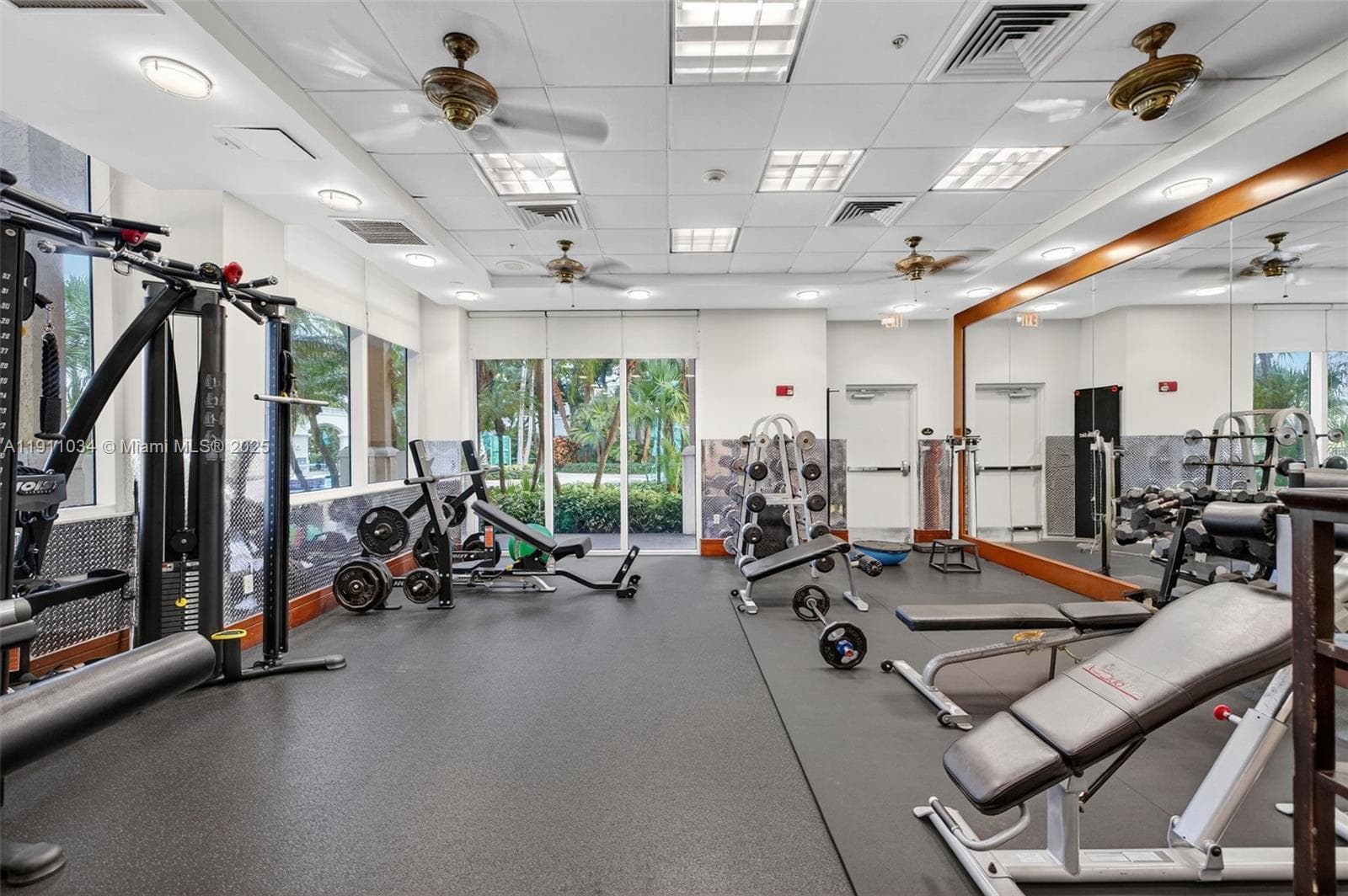 TURNBERRY ON THE GREEN CO · #313 in Aventura - Photo 59