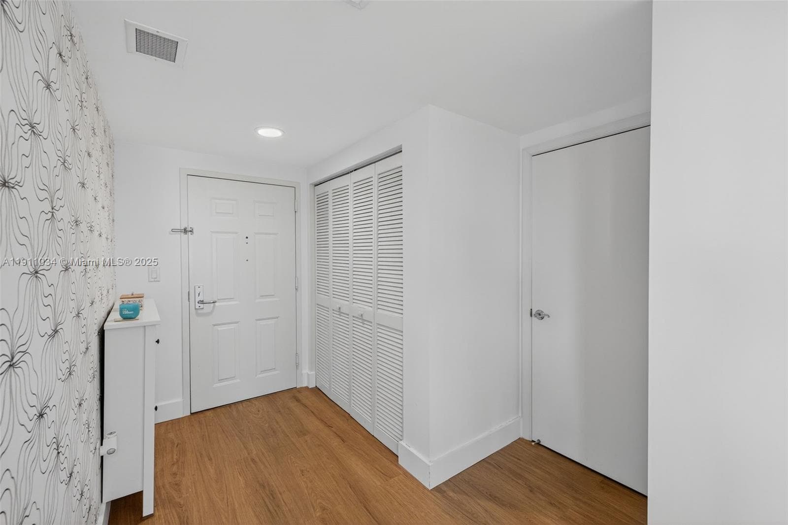 TURNBERRY ON THE GREEN CO · #313 in Aventura - Photo 37