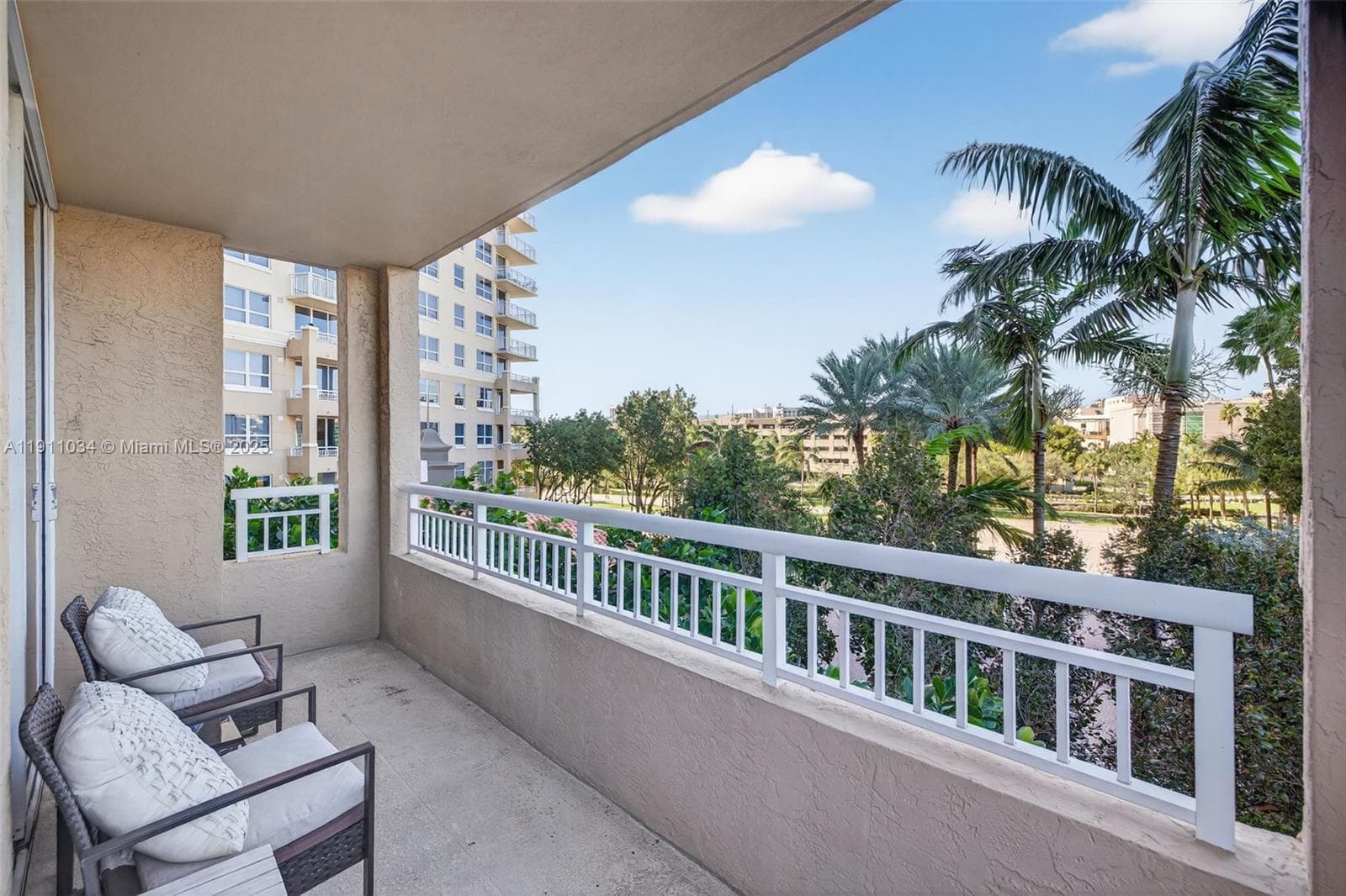 TURNBERRY ON THE GREEN CO · #313 in Aventura - Photo 44