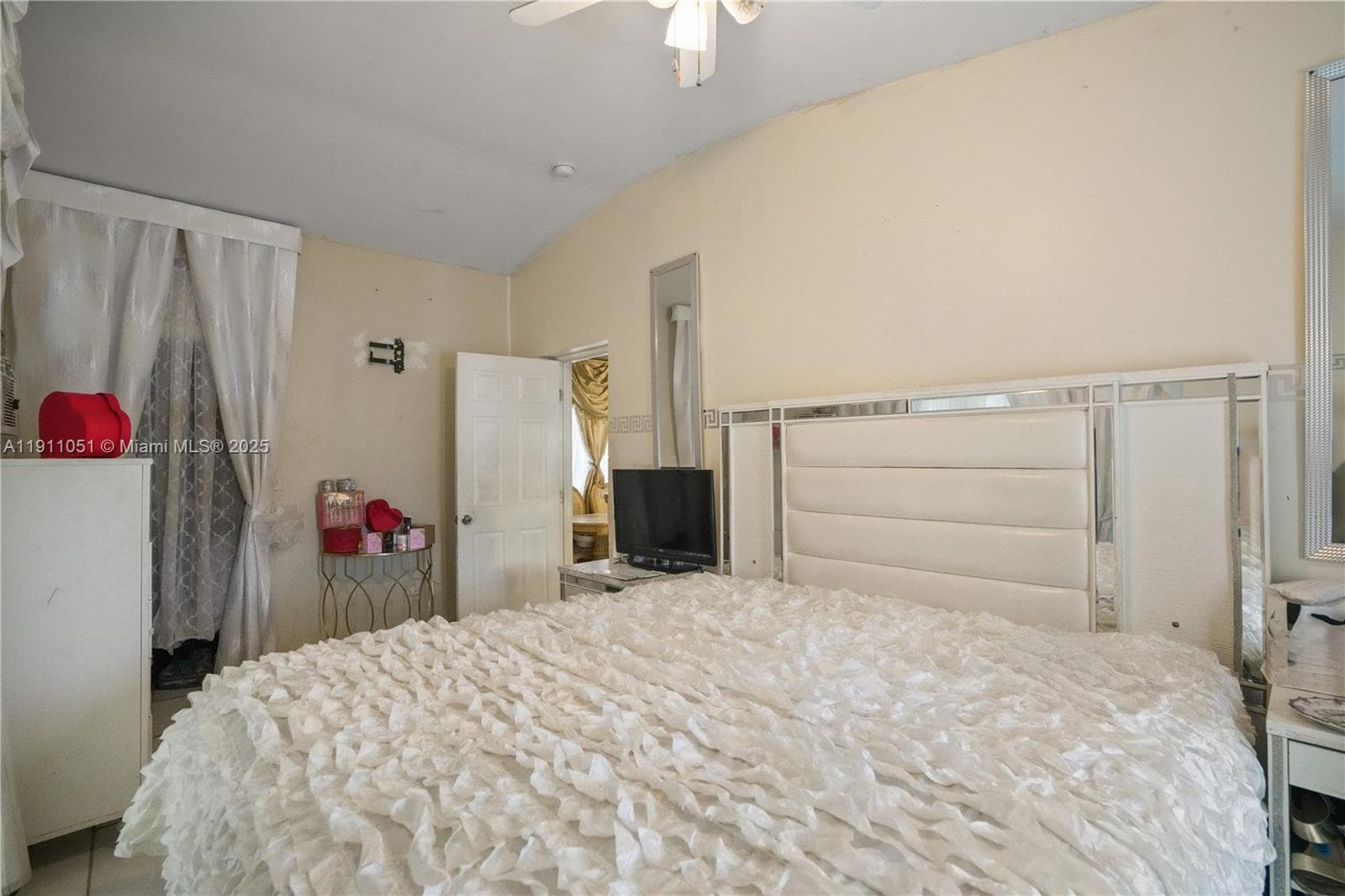 416 SW 25th Ave photo 14