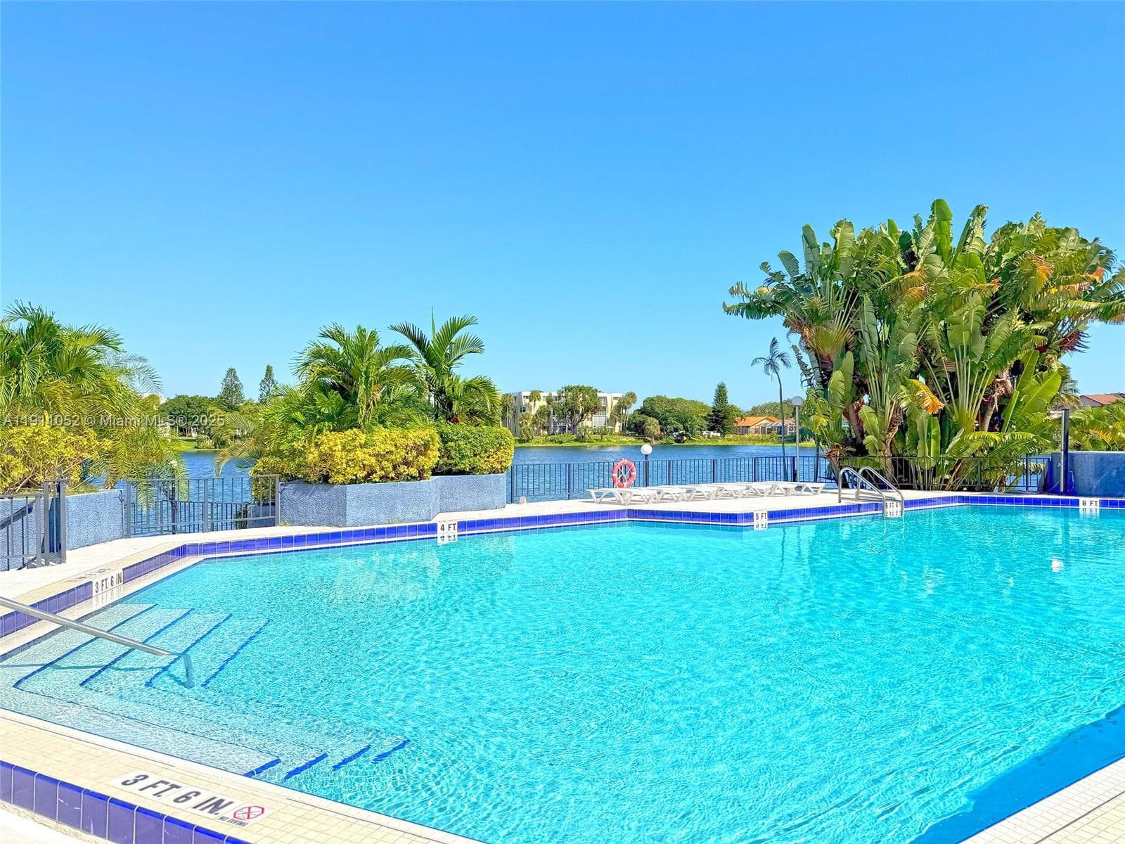 Azure Lake Condo · #228 in Miami - Photo 32