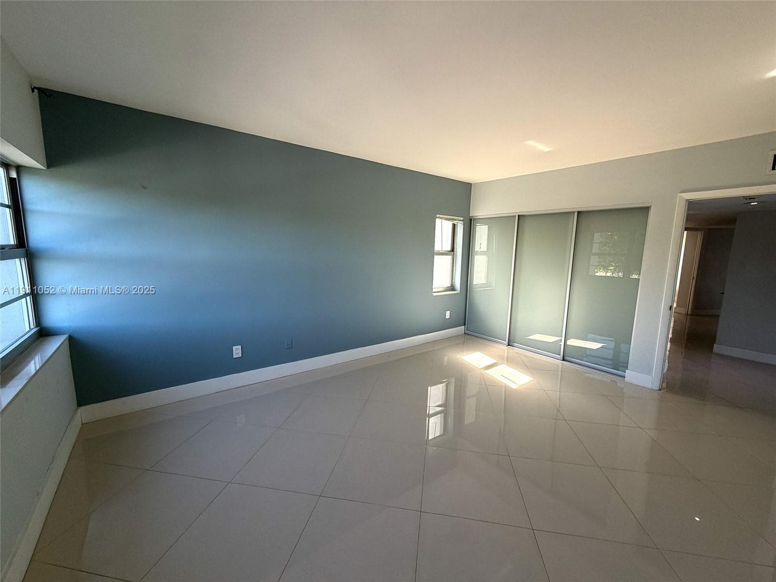 Azure Lake Condo · #228 in Miami - Photo 24