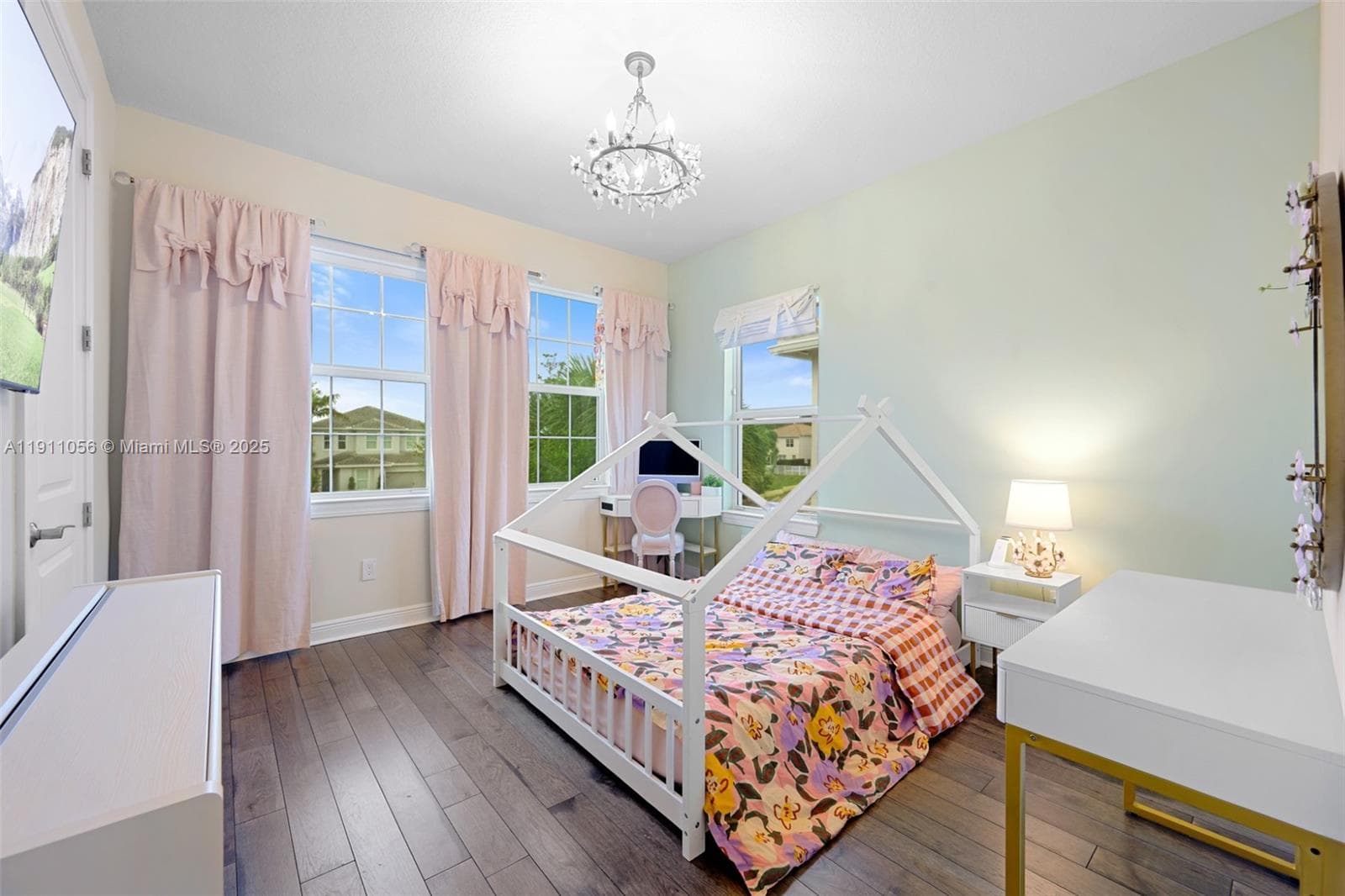 1465 Bursera Ter photo 21