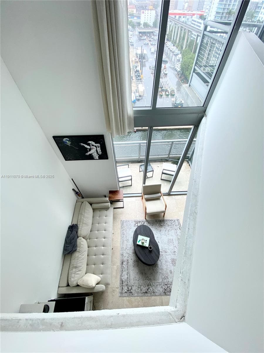 NEO VERTIKA CONDO · #1715 in Miami - Photo 7