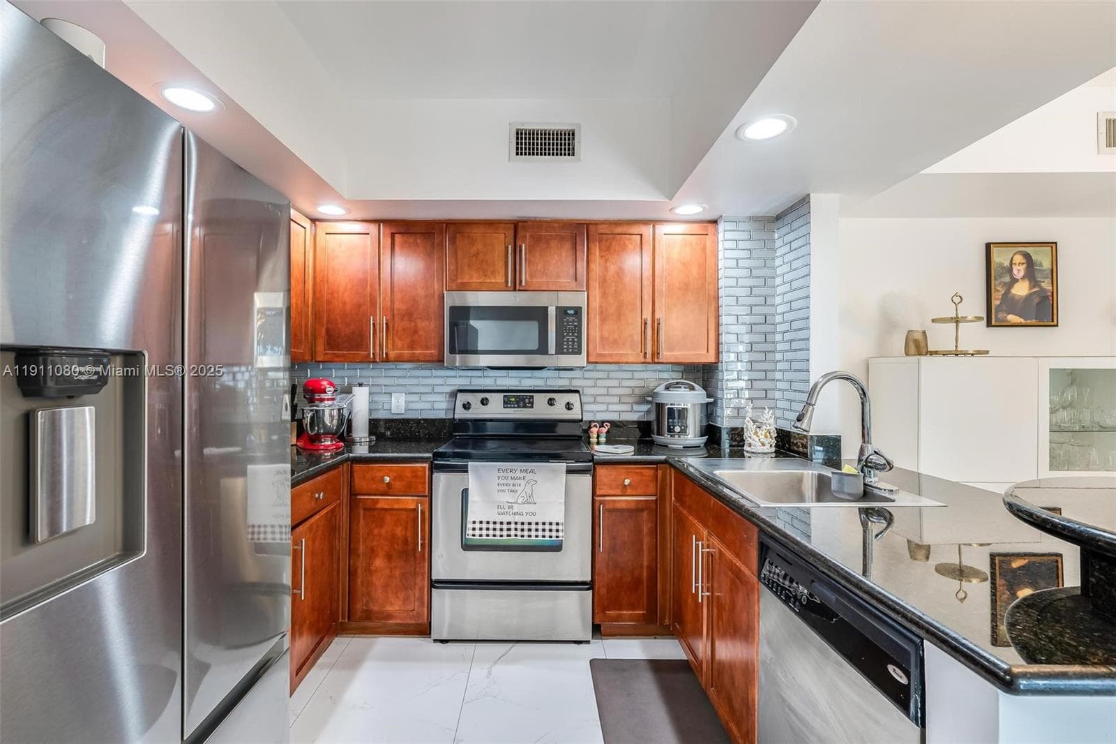 WAVERLY AT LAS OLAS CONDO · #1413 in Fort Lauderdale - Photo 5