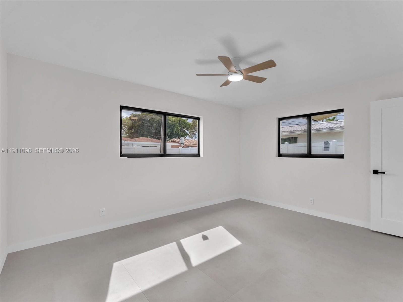 2120 NE 55th Ct photo 48