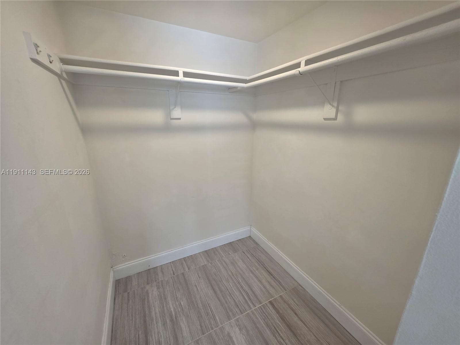 LA MAR BREEZE CONDO · #408 in North Miami Beach - Photo 12