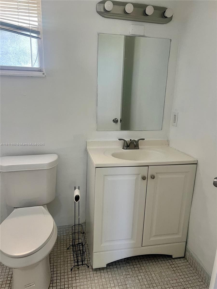 BISC LAKE GARDENS NO 2 BL · #M214 in Aventura - Photo 20