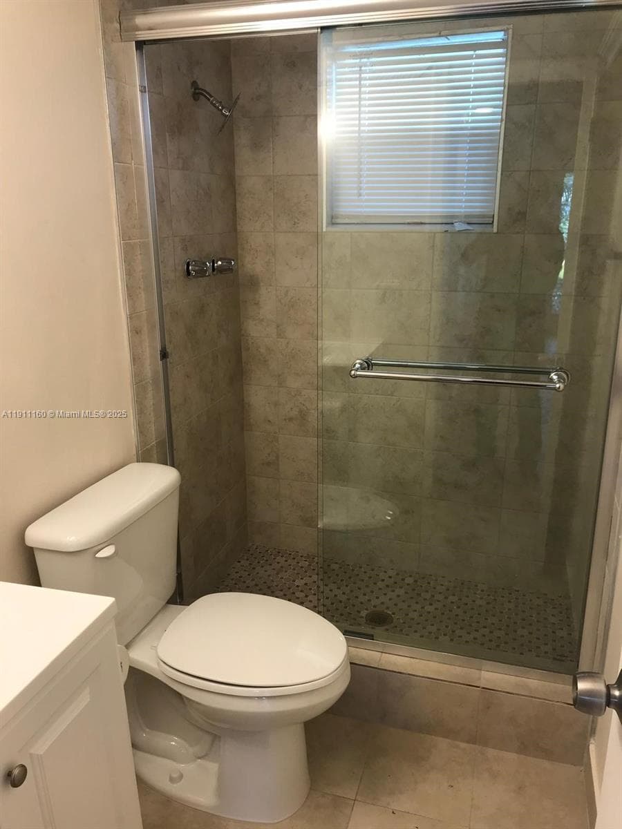 BISC LAKE GARDENS NO 2 BL · #M214 in Aventura - Photo 24