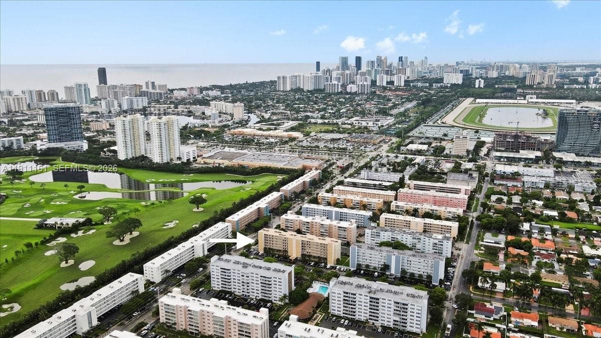 Meadowbrooks bldg L · #201 in Hallandale Beach - Photo 36