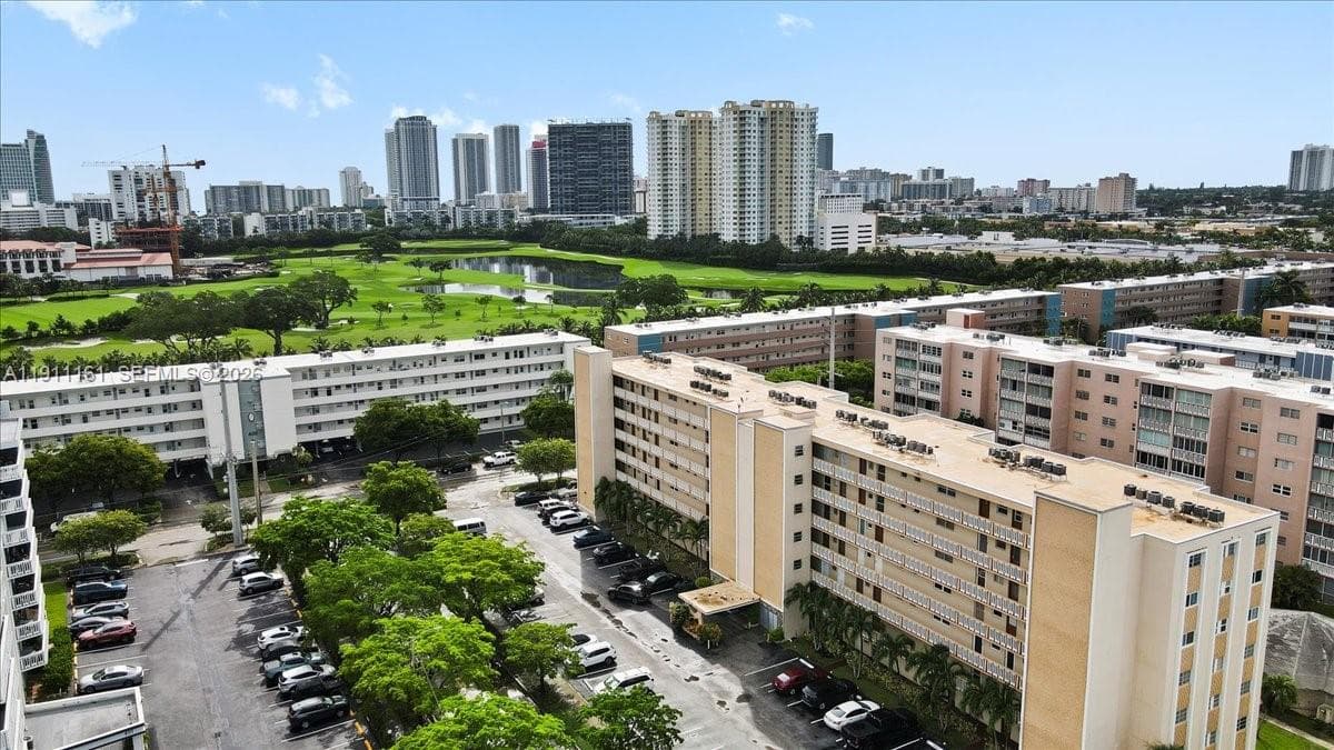 Meadowbrooks bldg L · #201 in Hallandale Beach - Photo 35