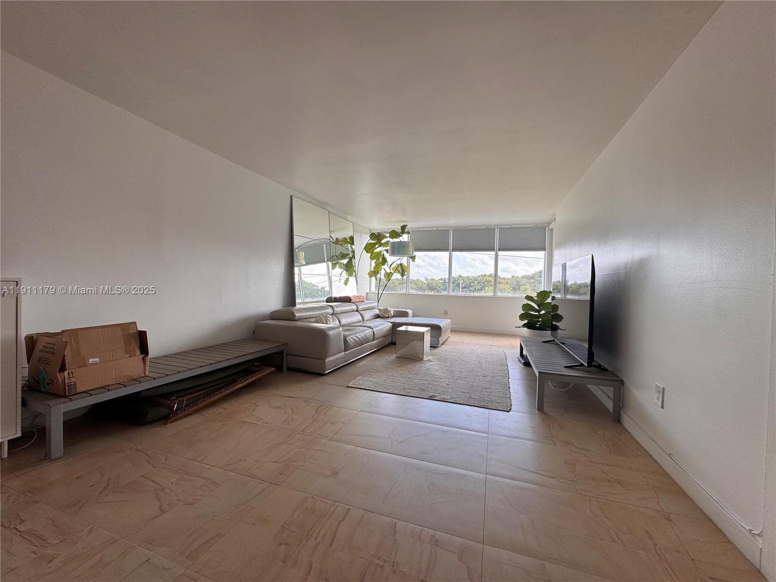 HARDING HALL CONDOMINIUM · #403 in Miami Beach - Photo 6