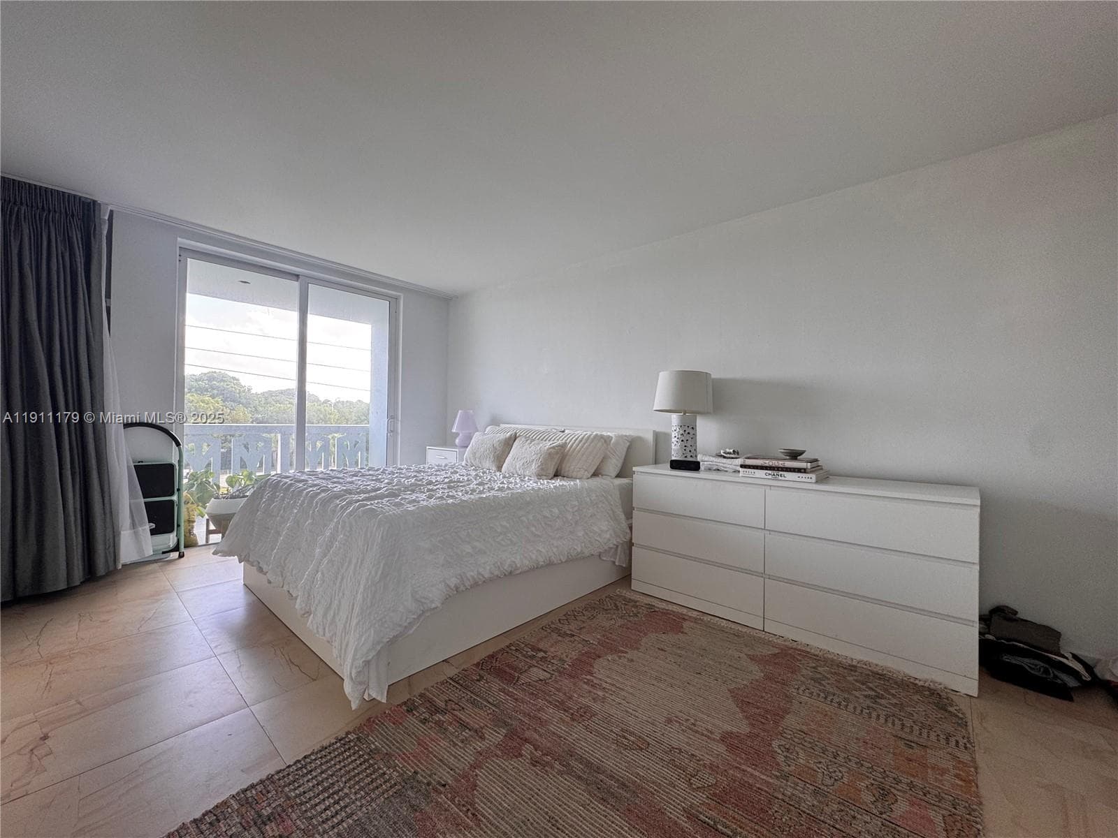 HARDING HALL CONDOMINIUM · #403 in Miami Beach - Photo 7