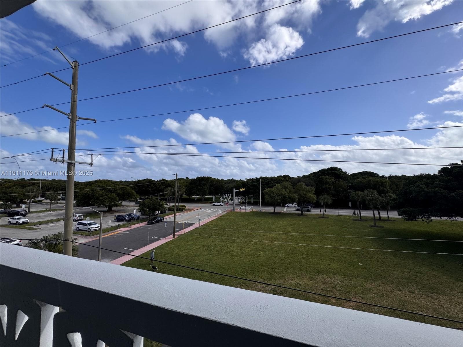HARDING HALL CONDOMINIUM · #403 in Miami Beach - Photo 1