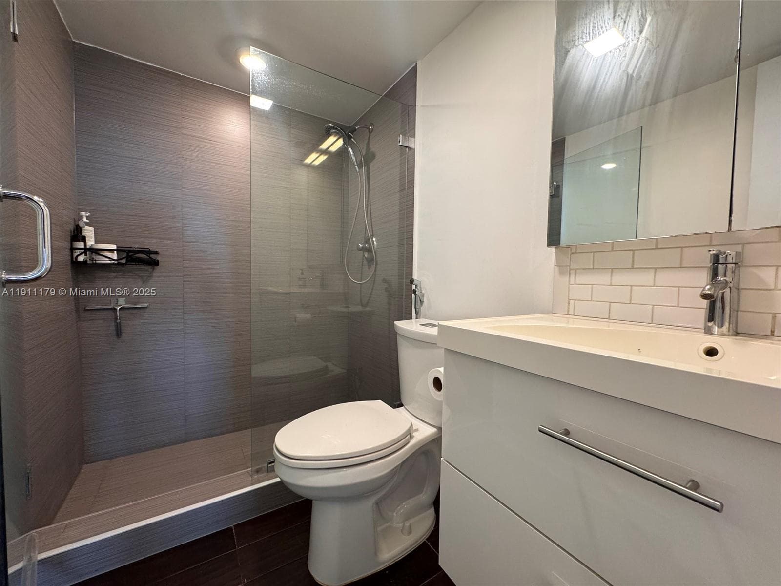 HARDING HALL CONDOMINIUM · #403 in Miami Beach - Photo 8