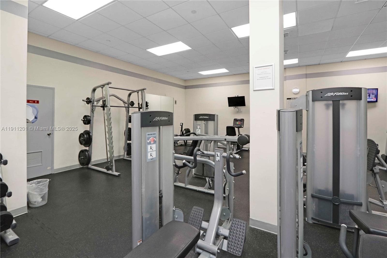 CORINTHIAN CONDO · #11E in Miami Beach - Photo 27