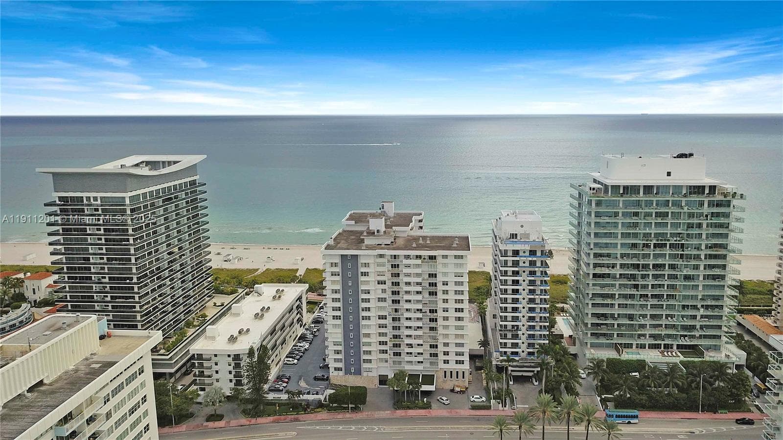 CORINTHIAN CONDO · #11E in Miami Beach - Photo 2