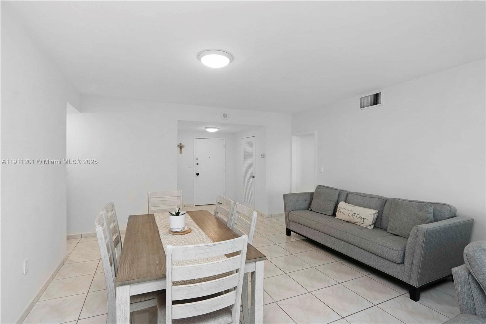CORINTHIAN CONDO · #11E in Miami Beach - Photo 10