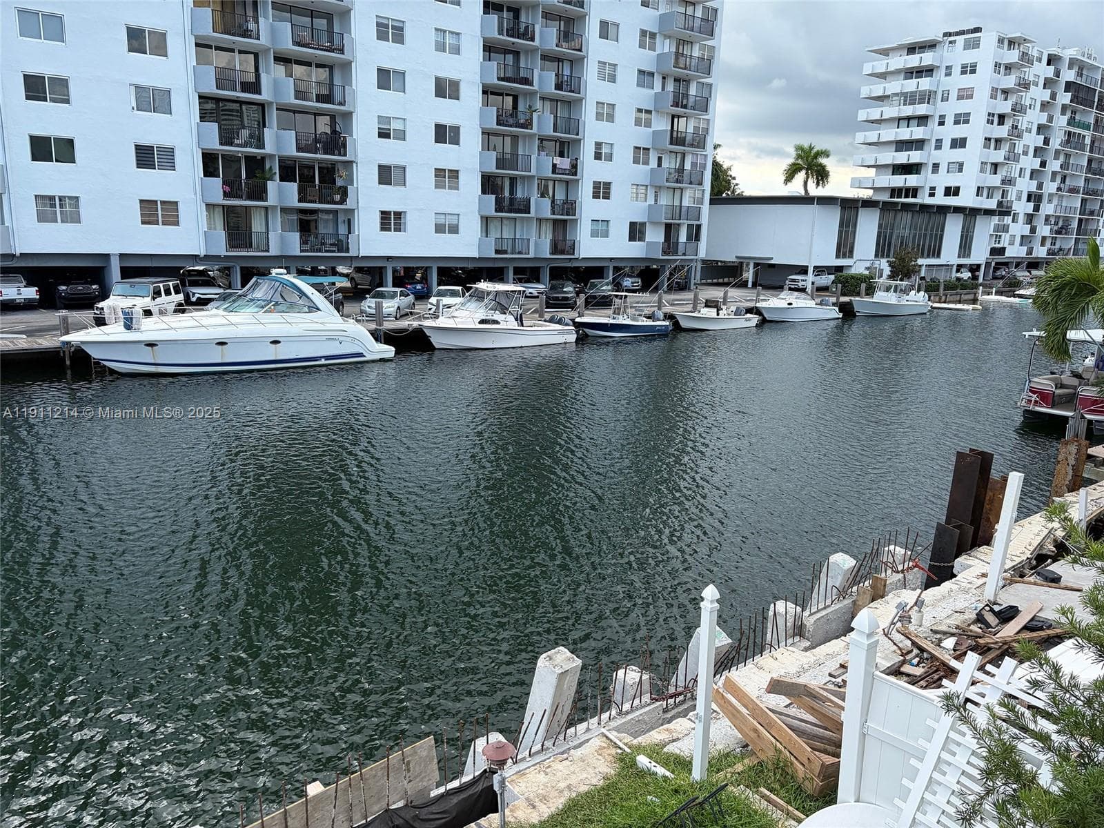 BEACH CLUB VILLAS CONDO · #34 in North Miami Beach - Photo 18