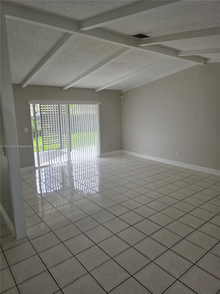 16813 SW 107th Pl #0 photo 8