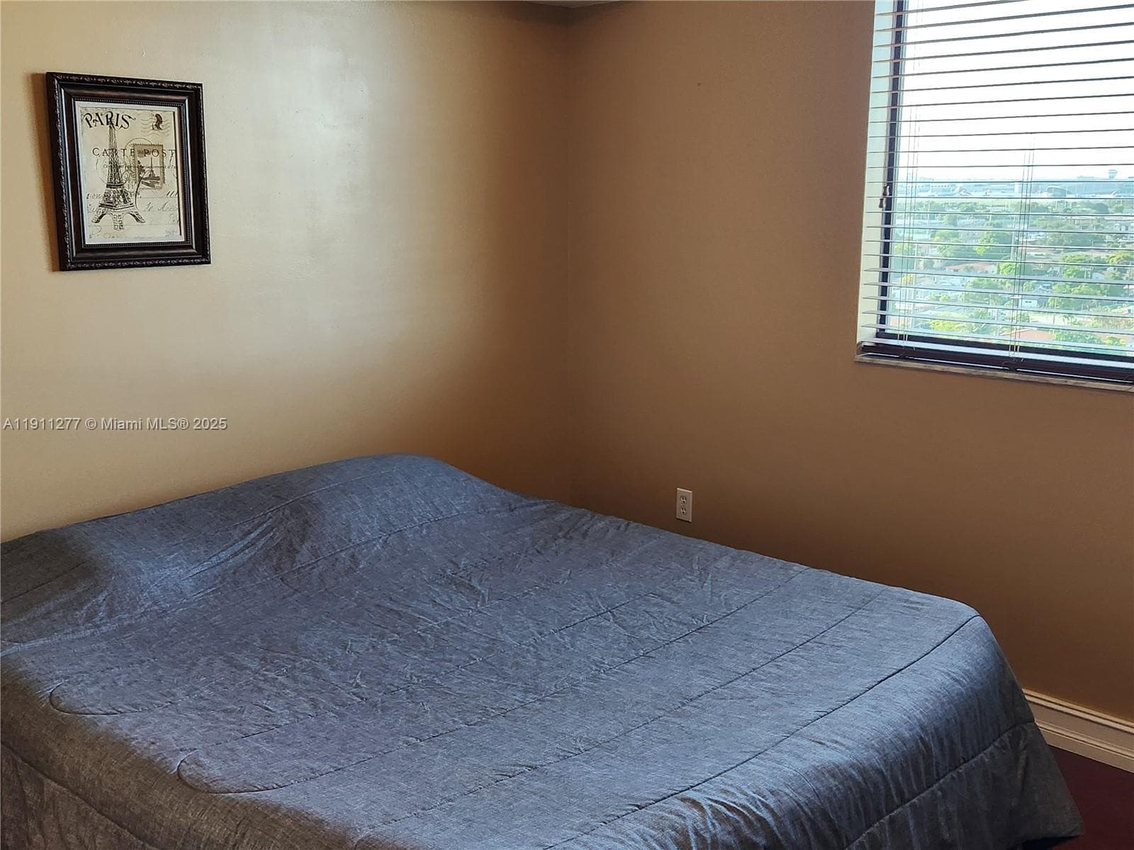 KEYSTONE PARK CONDO · #1202 in Miami - Photo 4