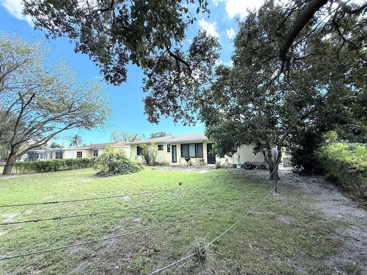 1041 NW 150th St photo 23