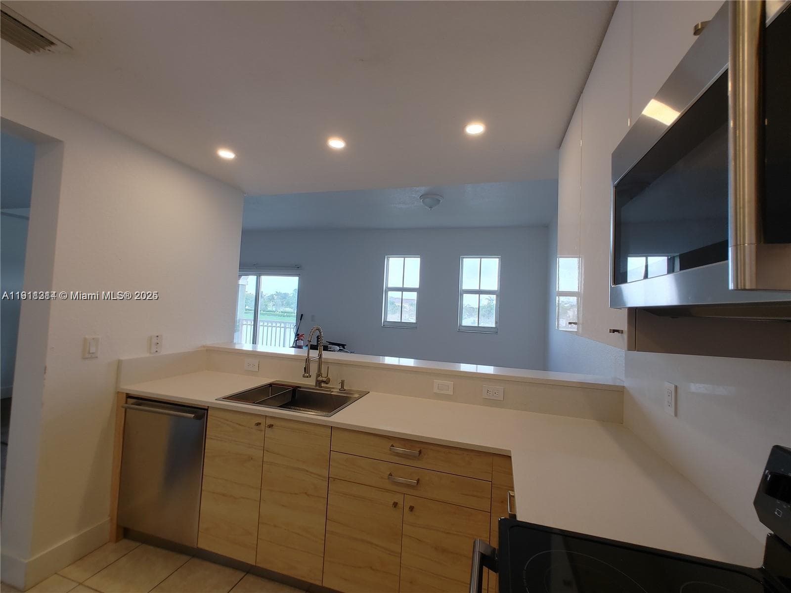 PROMENADE SHORES AT DORAL · #204 in Doral - Photo 4
