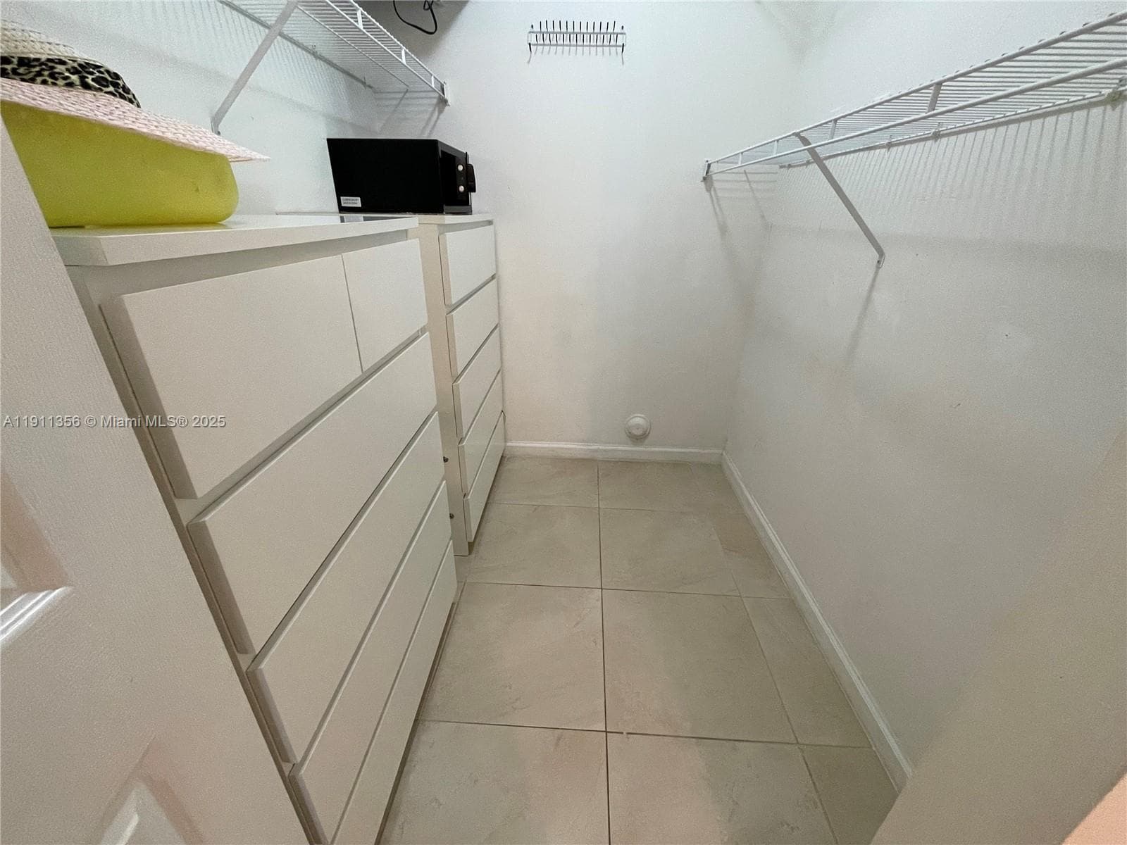 Porto Bellagio · #1118 in Sunny Isles Beach - Photo 32