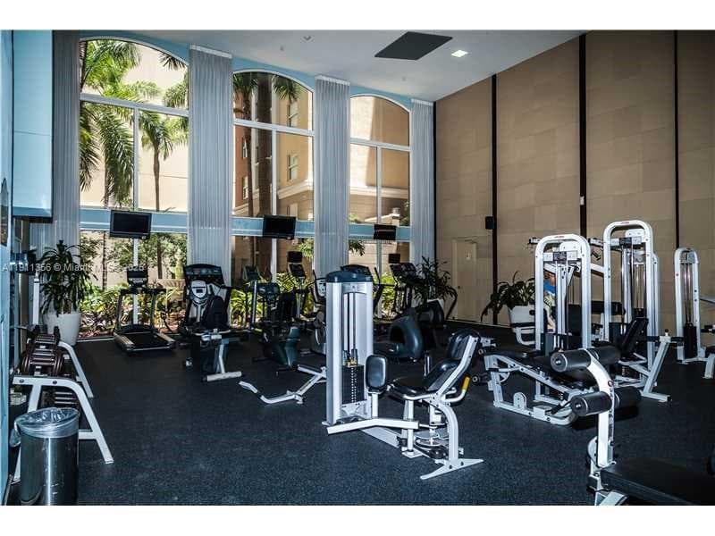 Porto Bellagio · #1118 in Sunny Isles Beach - Photo 5