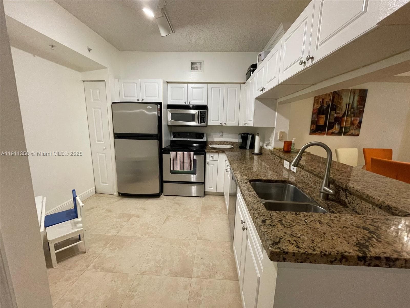 Porto Bellagio · #1118 in Sunny Isles Beach - Photo 19