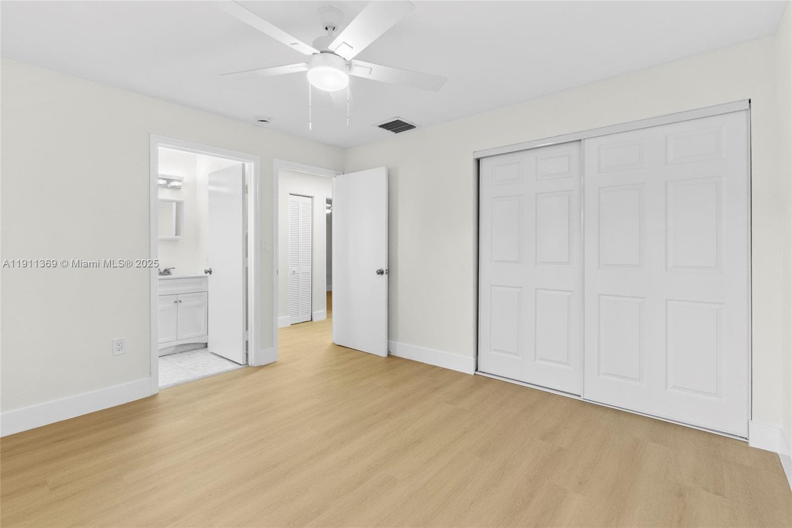 HOLLYWOOD ACRES · #5629 in Hollywood - Photo 12