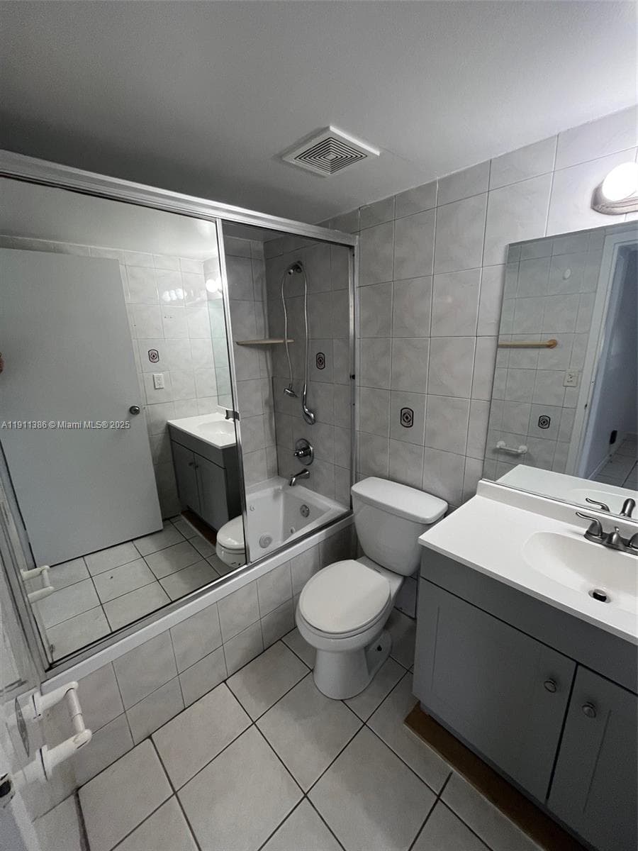 PLAZA OF AMERICAS CONDO P · #508 in Sunny Isles Beach - Photo 17