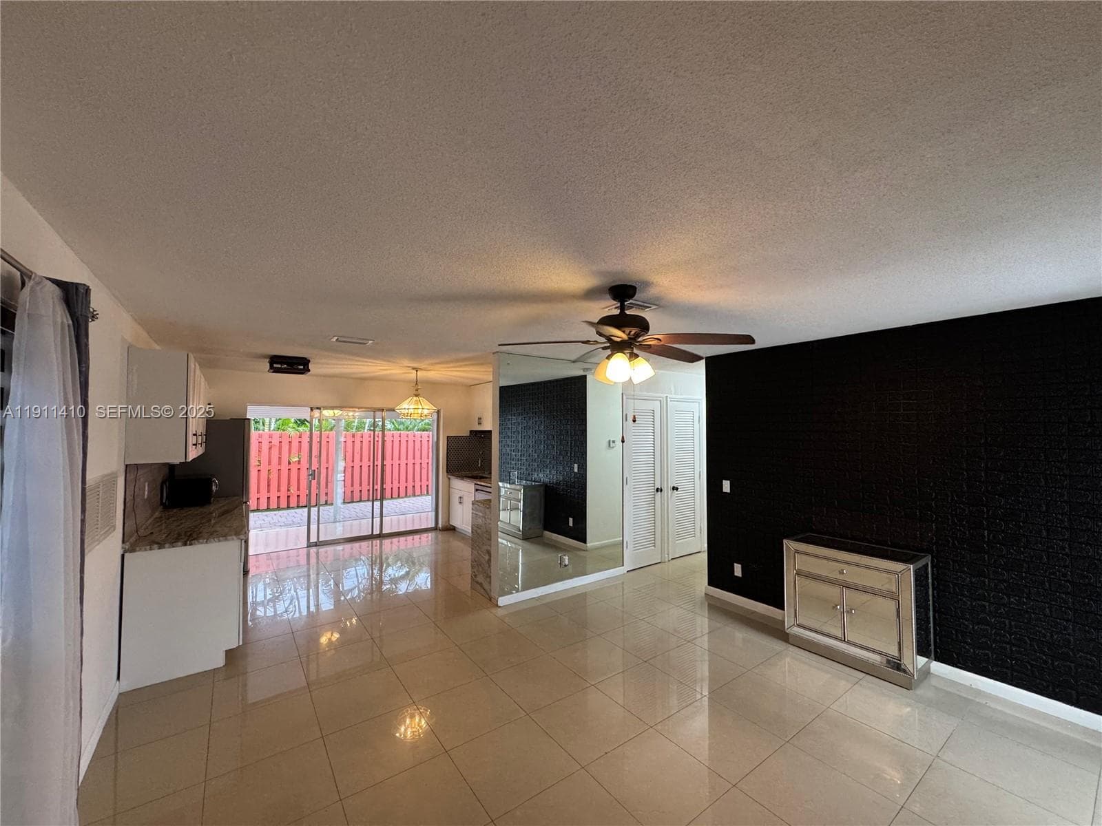 4578 NW 16th Ave #4578 photo 3