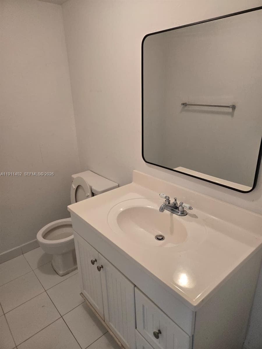 SAILBOAT CAY CONDO · #604 in North Miami - Photo 7