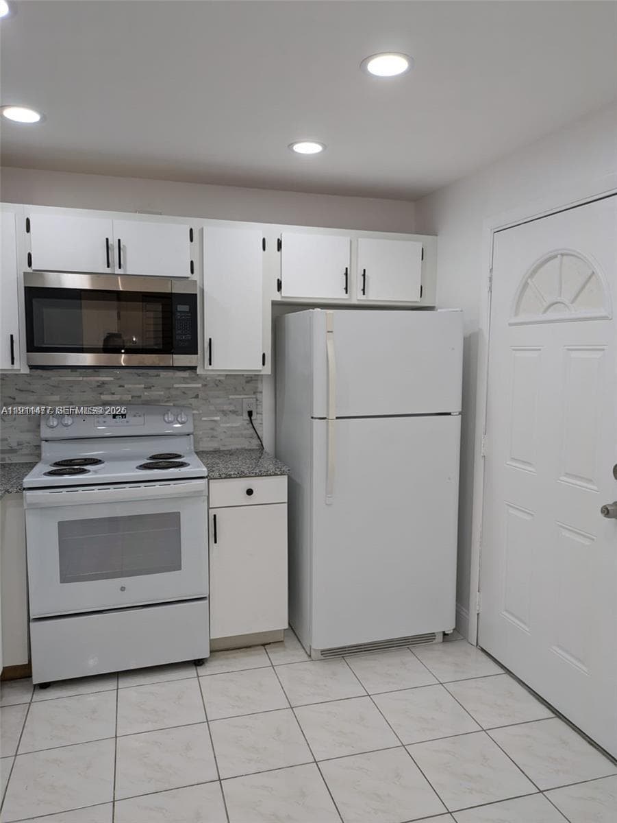 EDEN ISLES CONDO NO 6 · #403 in North Miami Beach - Photo 5