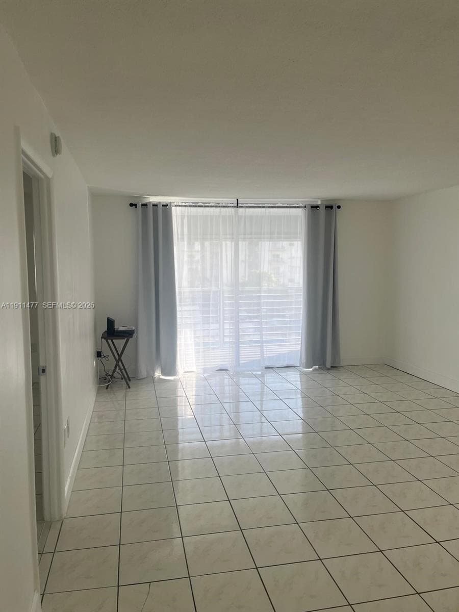 EDEN ISLES CONDO NO 6 · #403 in North Miami Beach - Photo 10