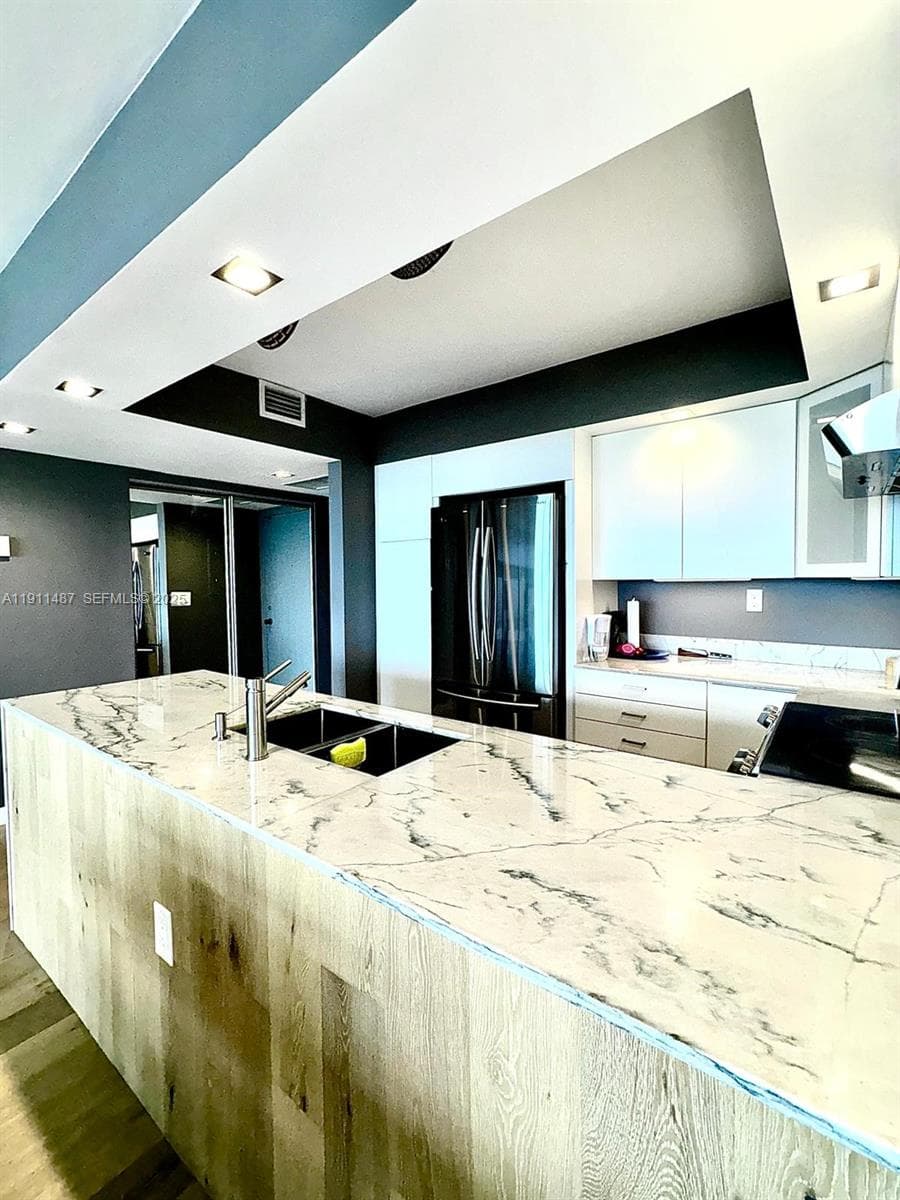 BAYVIEW TOWERS CONDO SOUT · #A1203 in North Miami - Photo 4