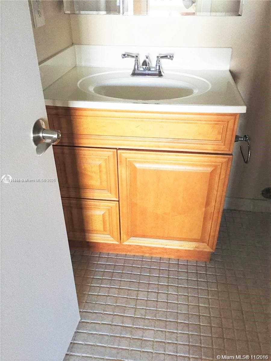 200 Leslie Condo · #827 in Hallandale Beach - Photo 17