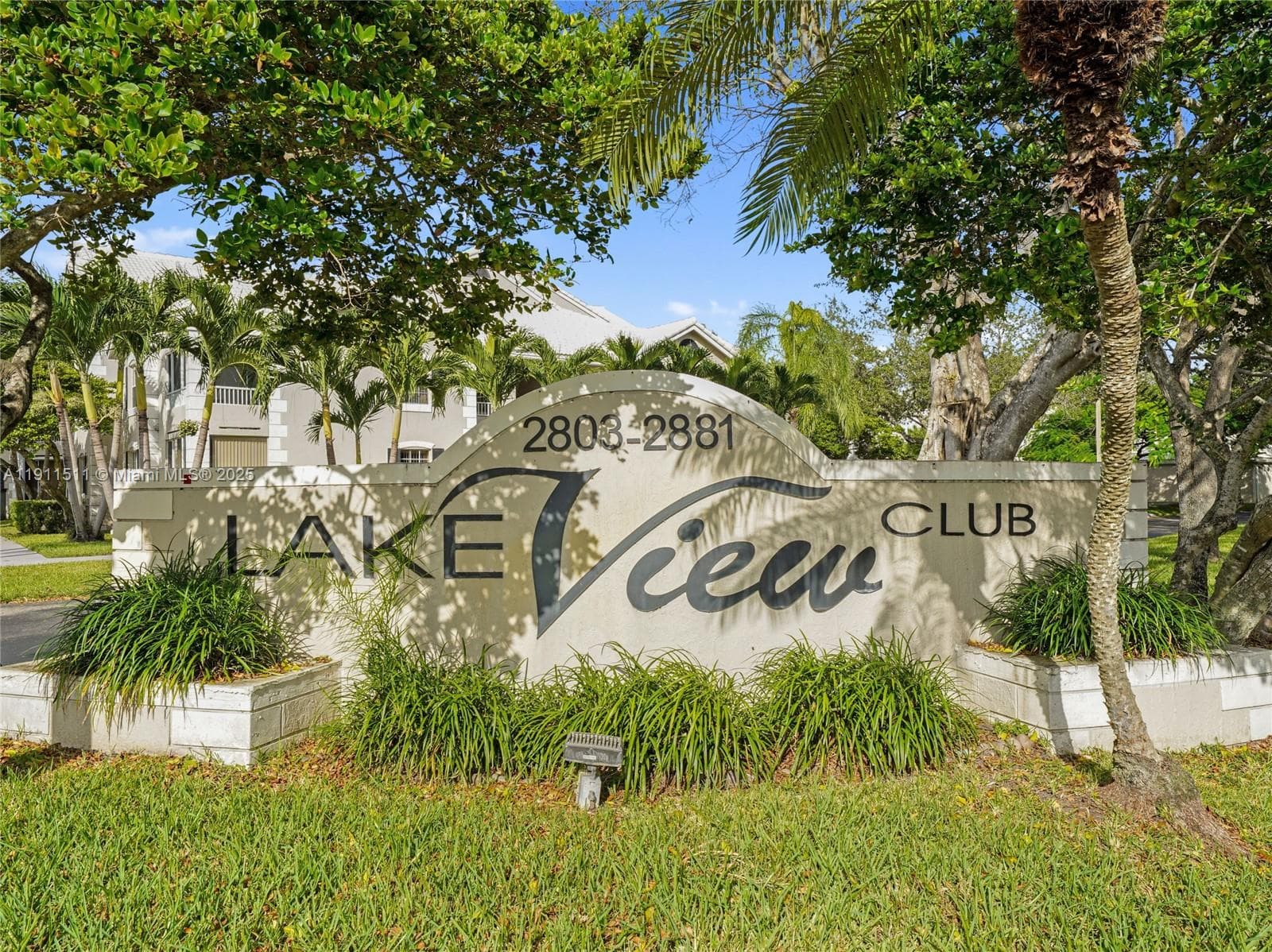 Lakeview Club Condo · #210 in Oakland Park - Photo 23