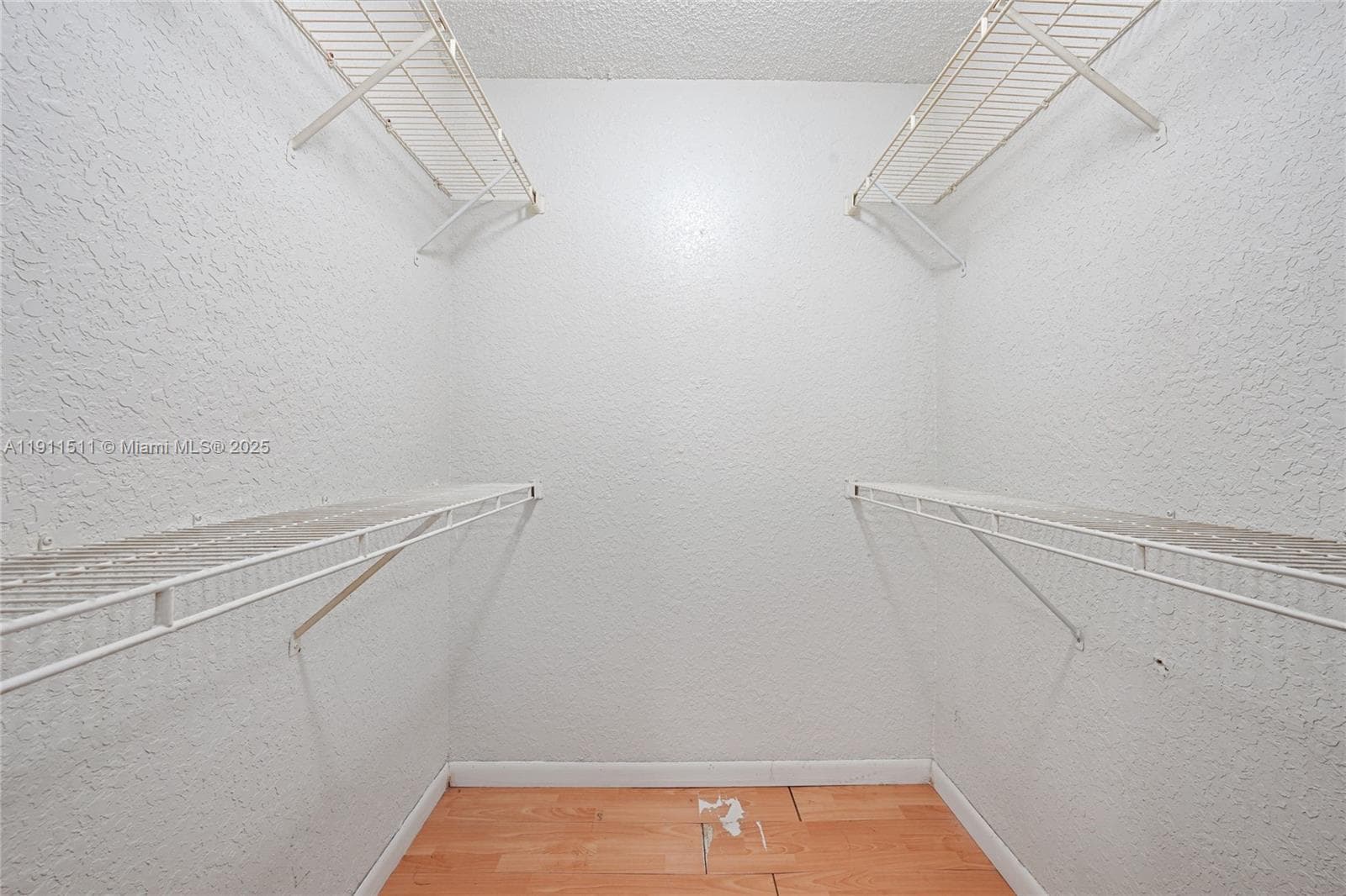 Lakeview Club Condo · #210 in Oakland Park - Photo 13