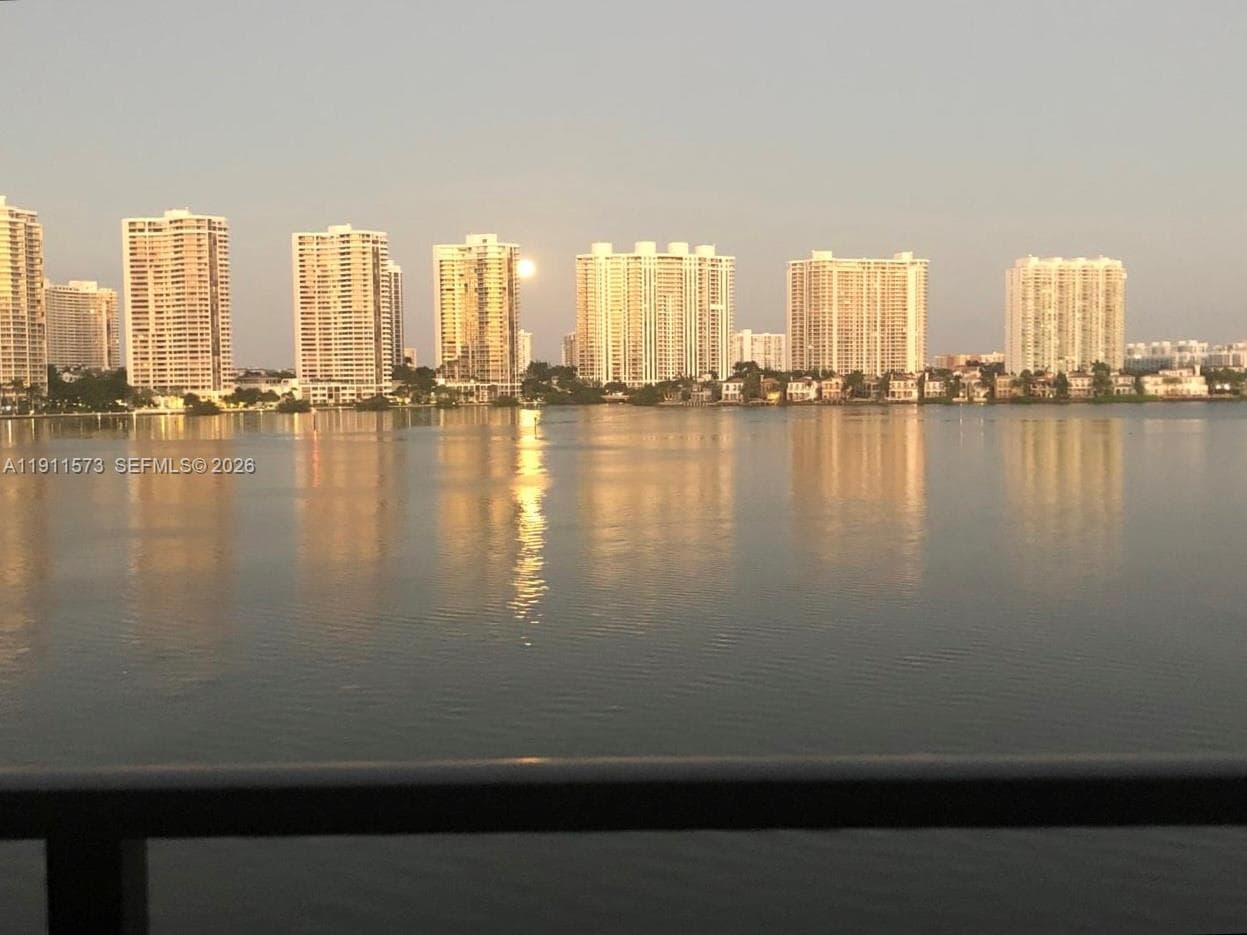 BAY COUNTRY CLUB CONDO · #803 in Sunny Isles Beach - Photo 2