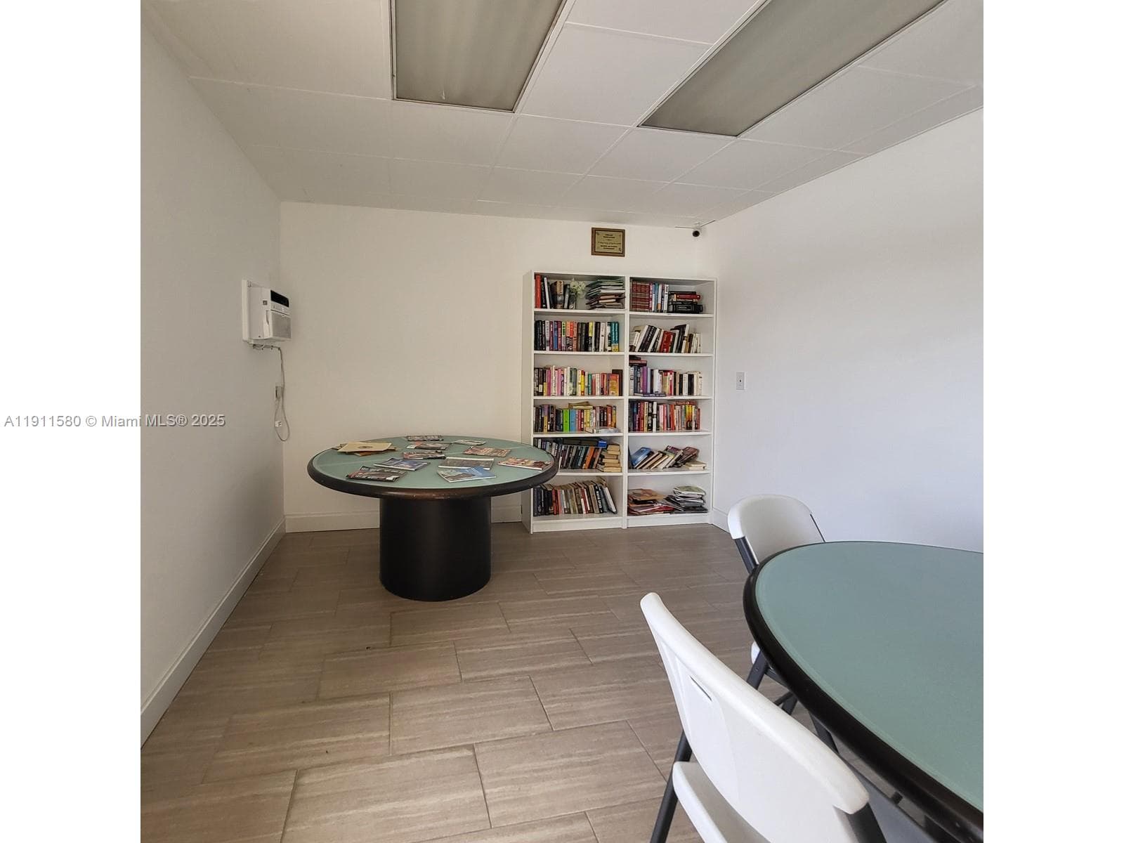 IMPERIAL TOWERS CONDO · #206 in Hallandale Beach - Photo 32