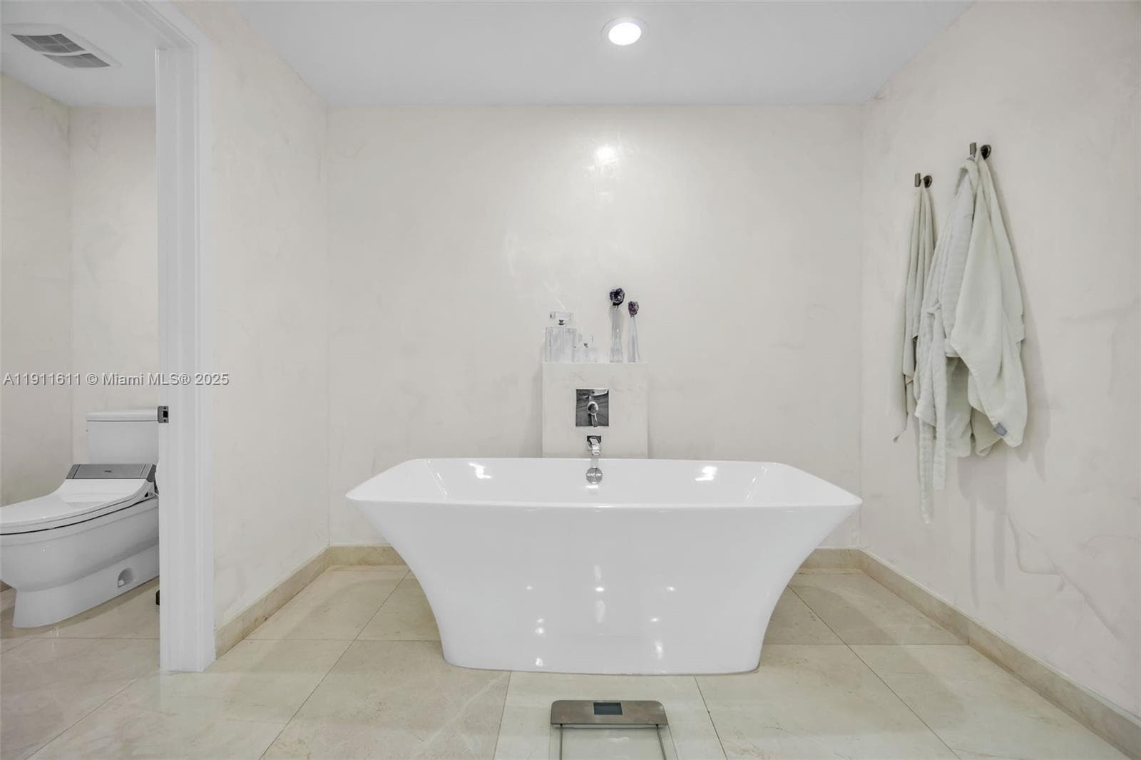 MARINA PALMS RESIDENCES N · #910 in North Miami Beach - Photo 30